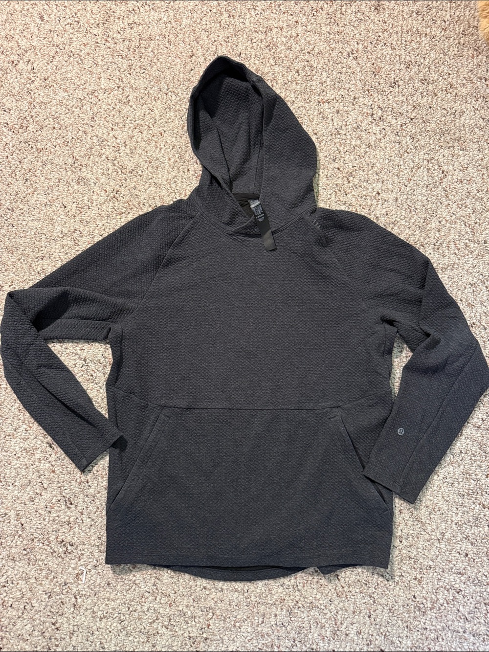 Lululemon Men's Black Hooded Knit Pullover Sweater